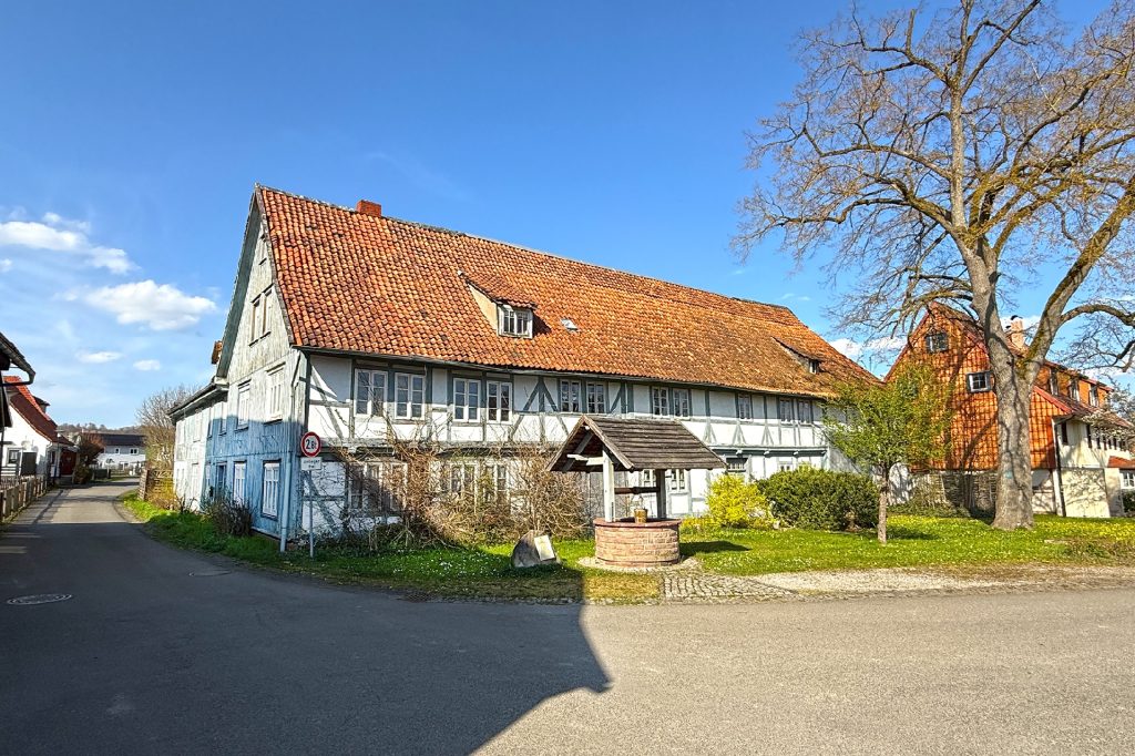 Straßenansicht