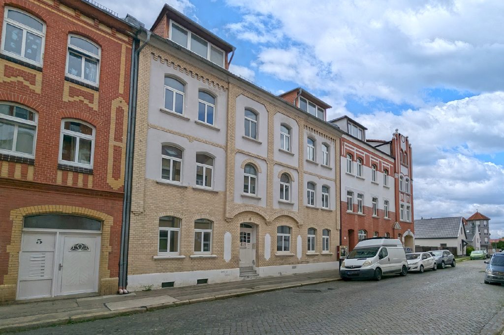 Straßenansicht