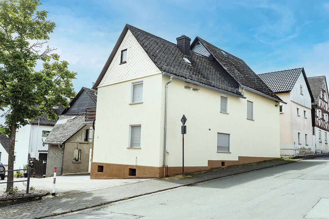 Straßenansicht