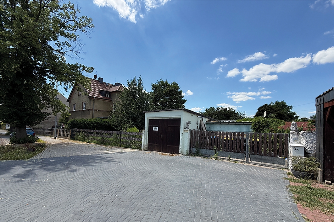 Straßenansicht