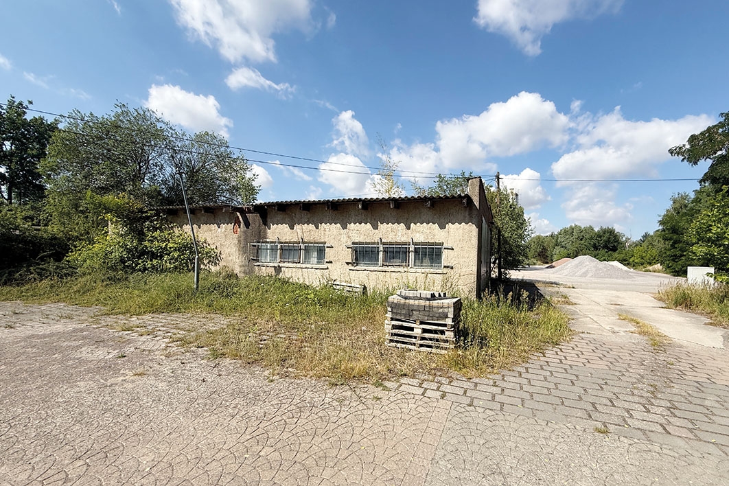 Gebäude - Seitenansicht