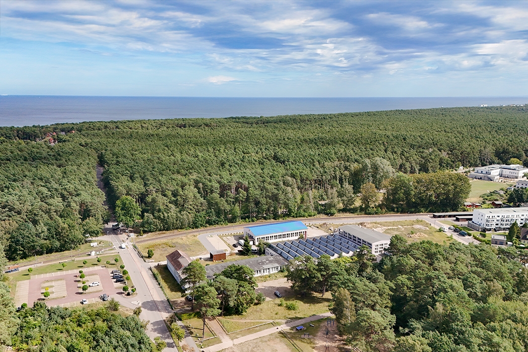 Lage im Hintergrund die Ostsee